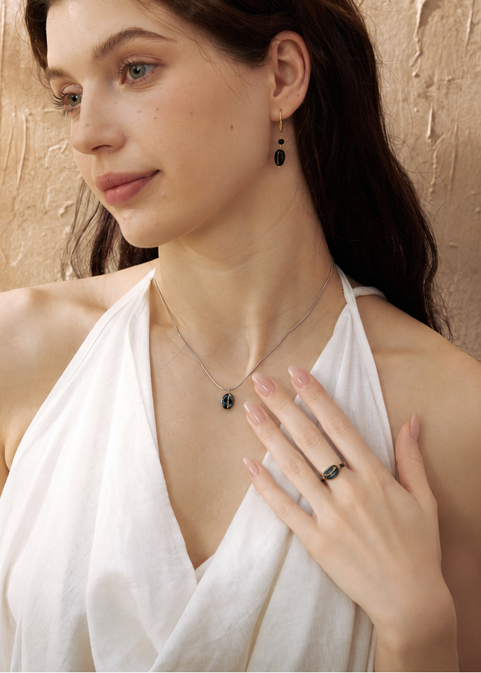 Midnight Ring